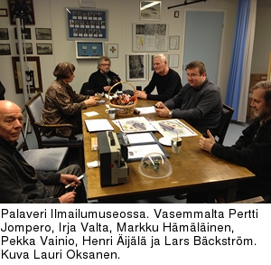 Palaveri Ilmailumuseossa. Vasemmalta Pertti Jompero, Irja Valta, Markku Hmlinen, Pekka Vainio, Henri ijl ja Lars Bckstrm. Kuva Lauri Oksanen.